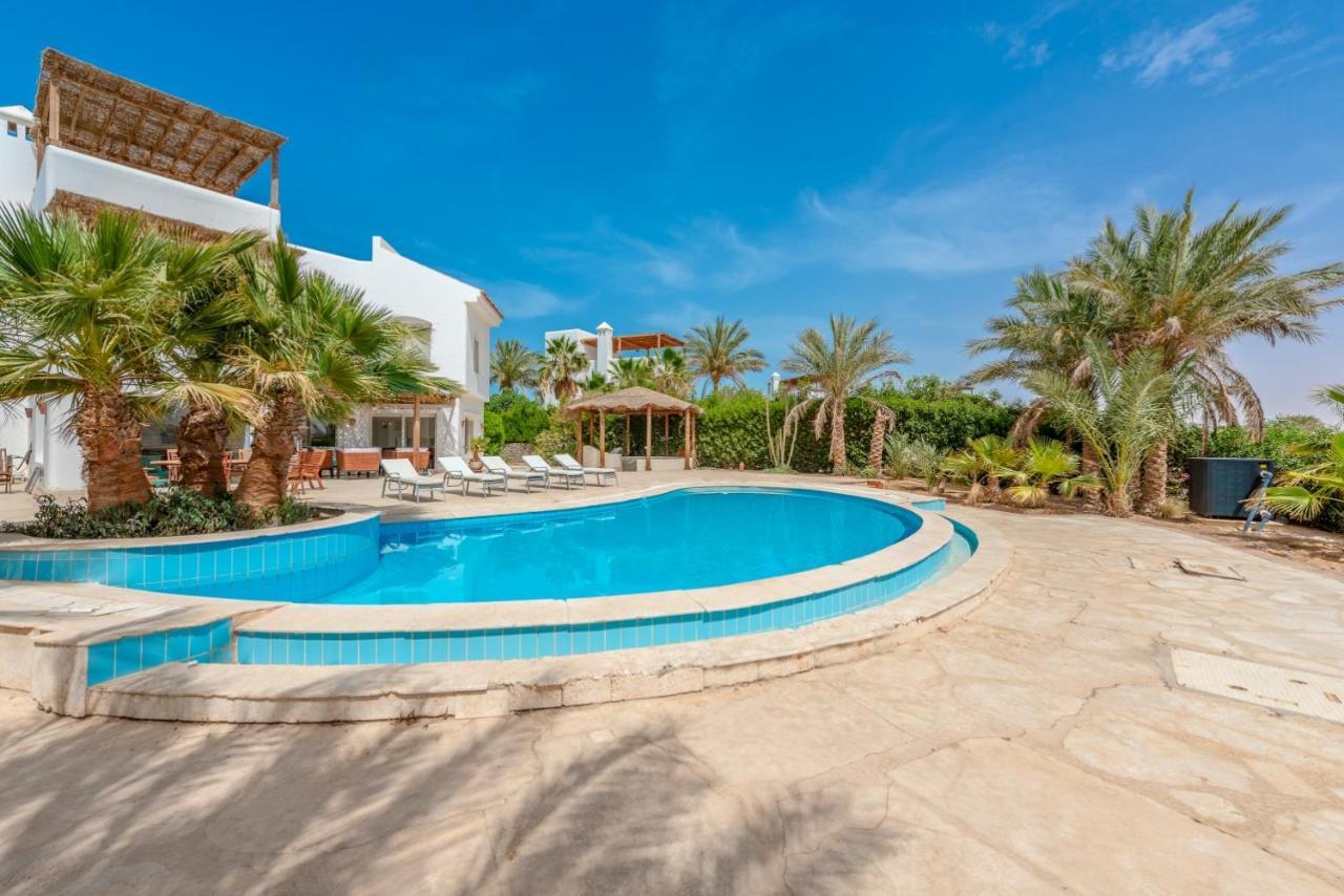 Beautiful 4 Bedroom White Villa With Heated Pool Hurghada Exteriér fotografie