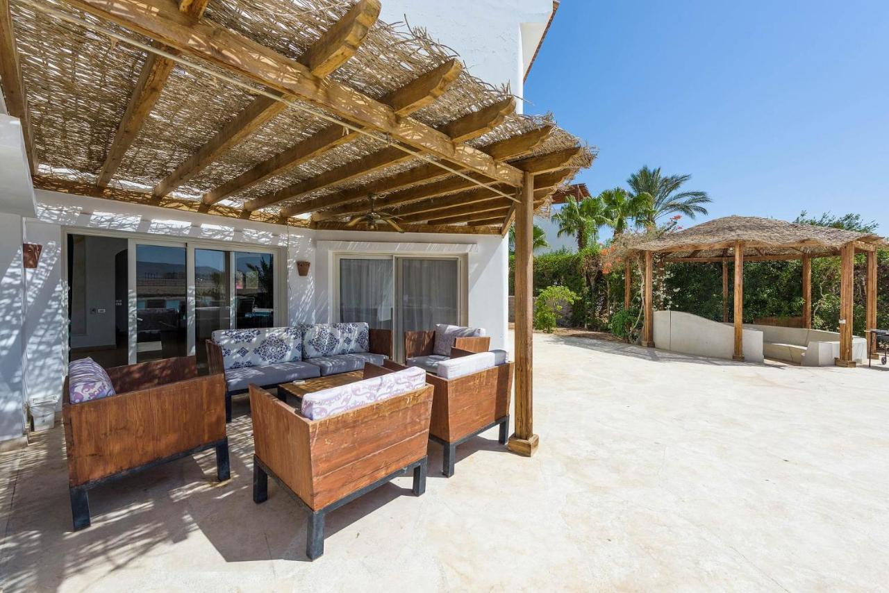 Beautiful 4 Bedroom White Villa With Heated Pool Hurghada Exteriér fotografie